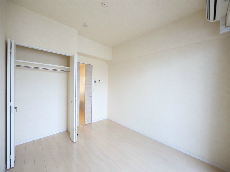 その他部屋・スペース　洋室6.8帖　クローゼット（収納充実してます）