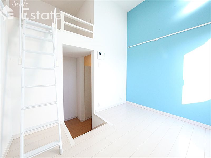 居室・リビング　内装