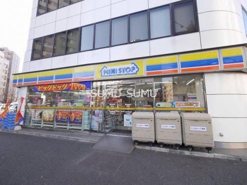 コンビニ　ミニストップ関内店（コンビニ）まで80m