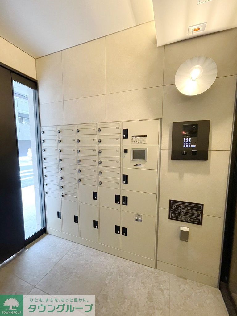 エントランス　エントランス