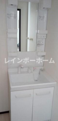 洗面設備　脱衣スペースもあります