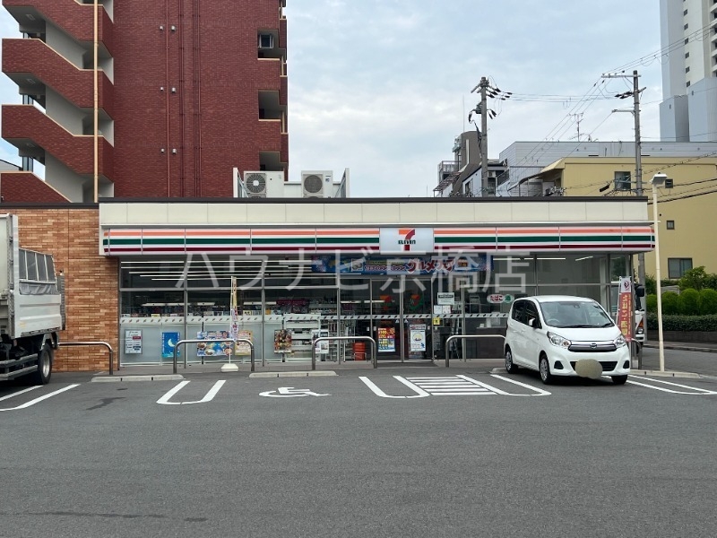 コンビニ　セブンイレブン大阪高倉町1丁目店（コンビニ）まで375m