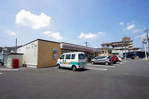 コンビニ　セブンイレブン　宇都宮御幸小学校前店（コンビニ）まで684m