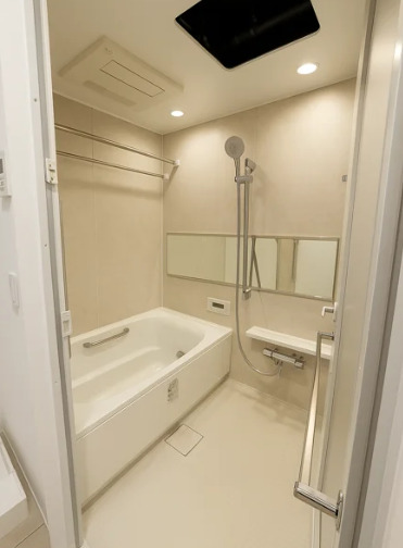 バス・シャワールーム　＊同物件別部屋参考写真