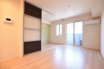 居室・リビング　リビング