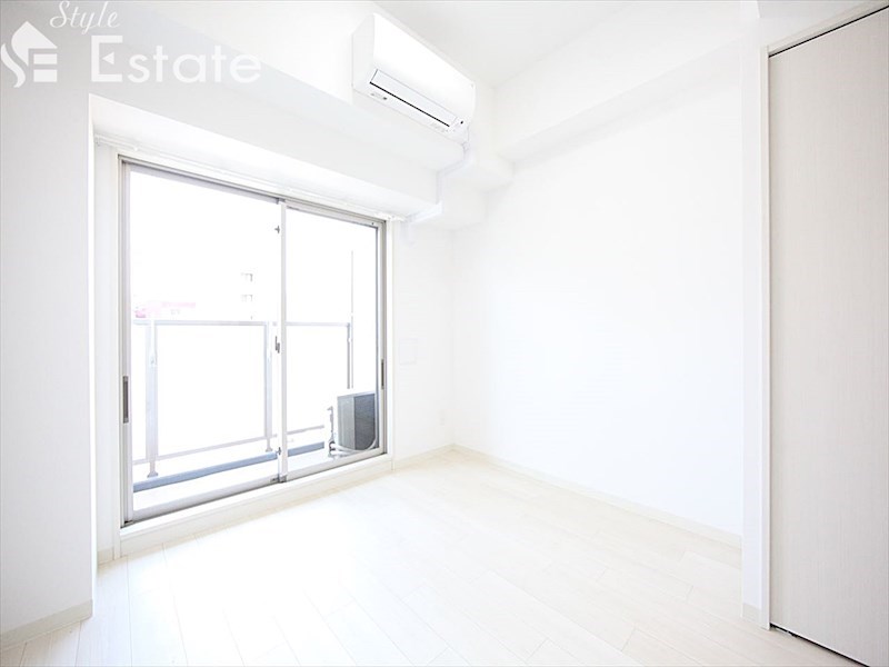 居室・リビング　内装