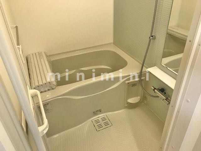 バス・シャワールーム　※写真は別号室のものですので現状優先とさせていただきます