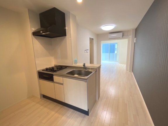 居室・リビング　※写真は別号室のものですので現状優先とさせていただきます