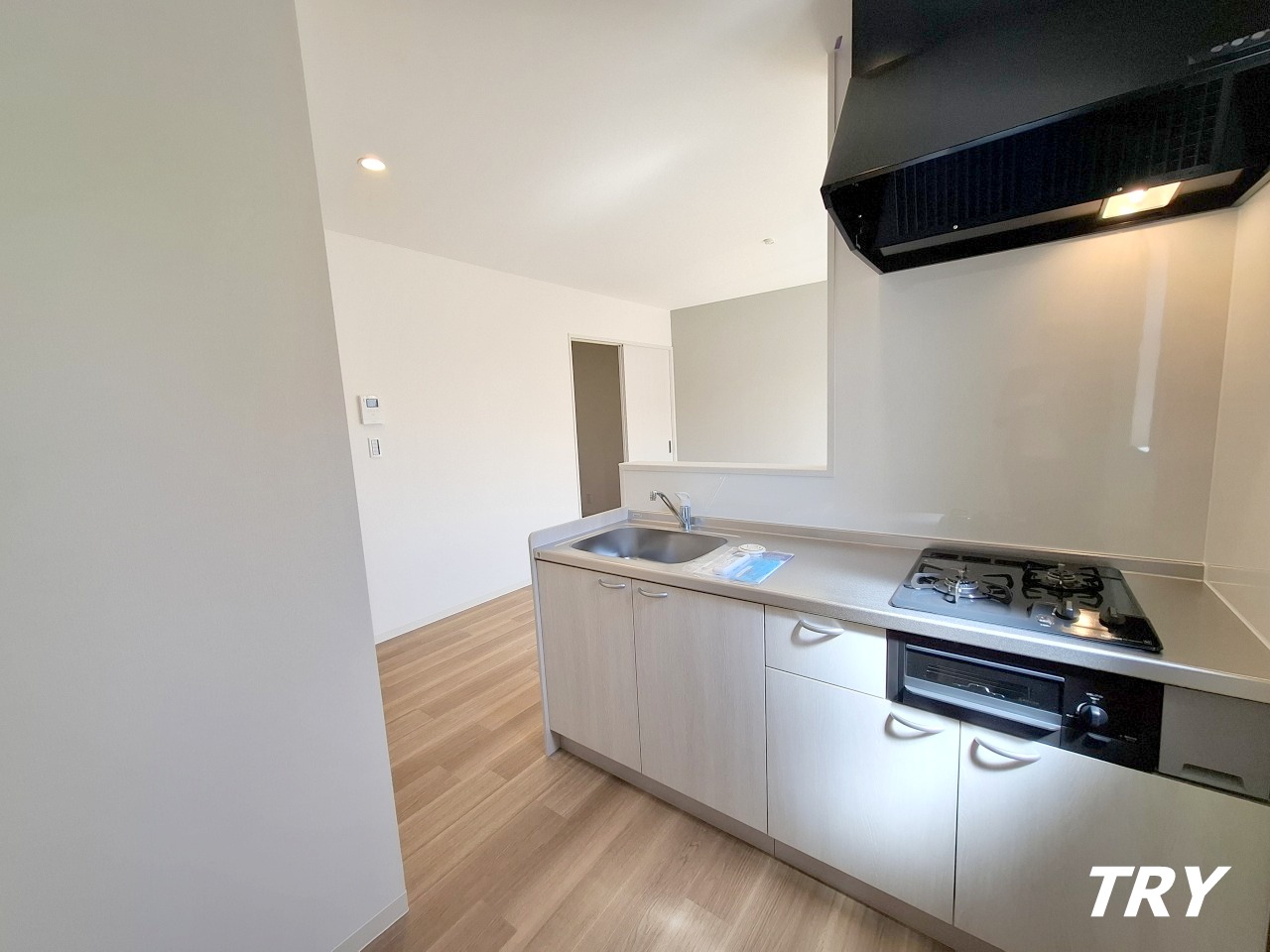 キッチン　2口コンロのシステムキッチン