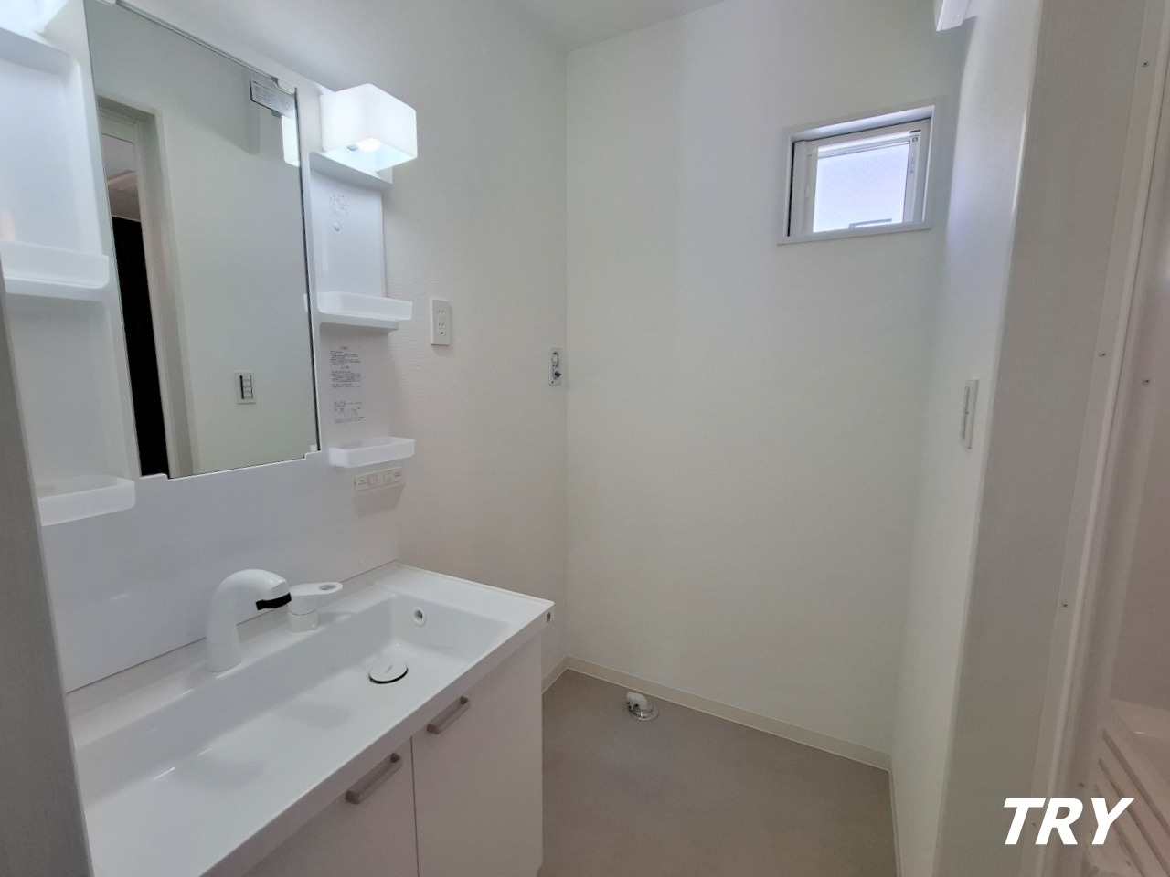 洗面設備　洗髪洗面化粧台