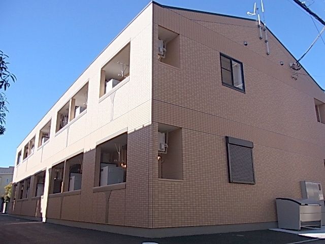 建物外観　★南向き日当り住環境良好★
