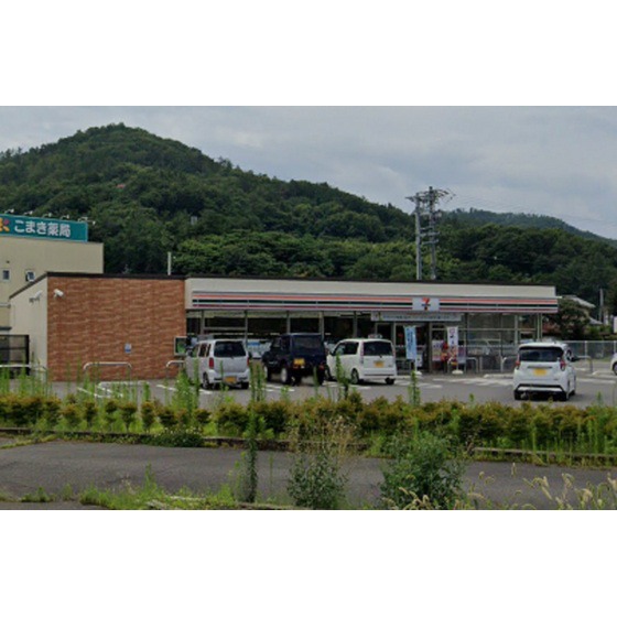コンビニ　セブンイレブン上田小牧店（コンビニ）まで243m