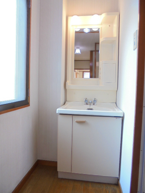 洗面設備　※202号室のお写真です