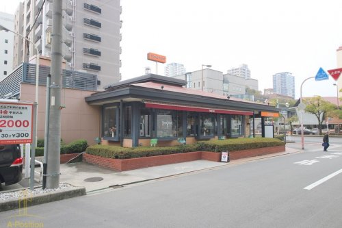 飲食店　ロイヤルホストあみだ池店（飲食店）まで540m