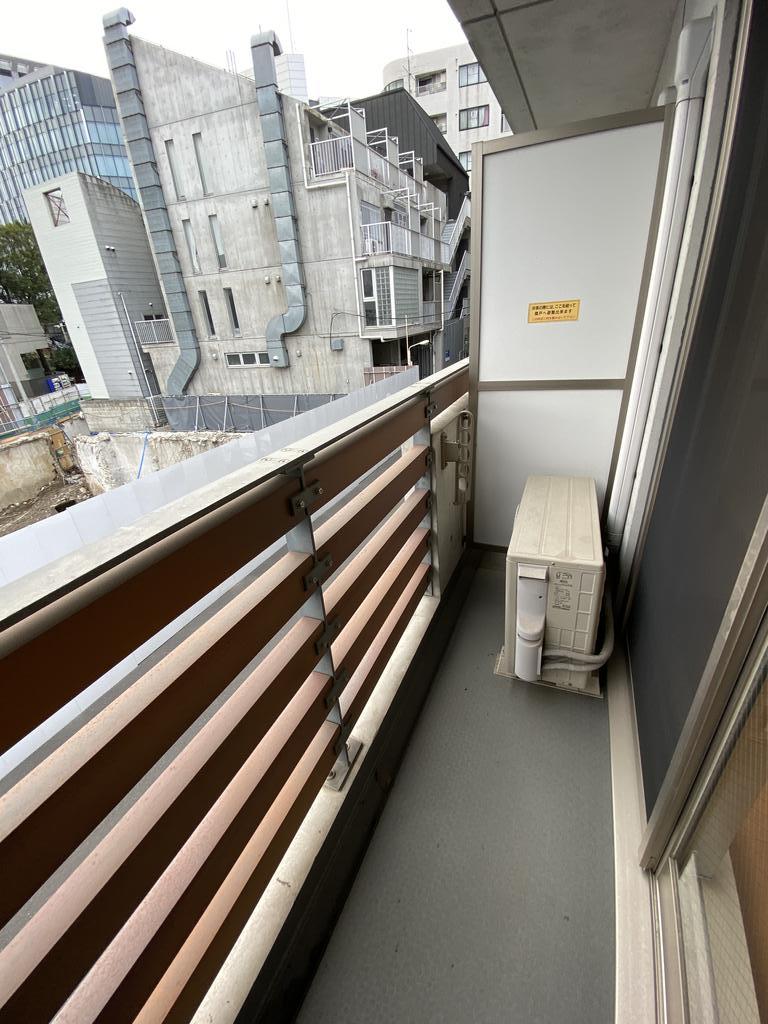 バルコニー　※別部屋の参考写真です。