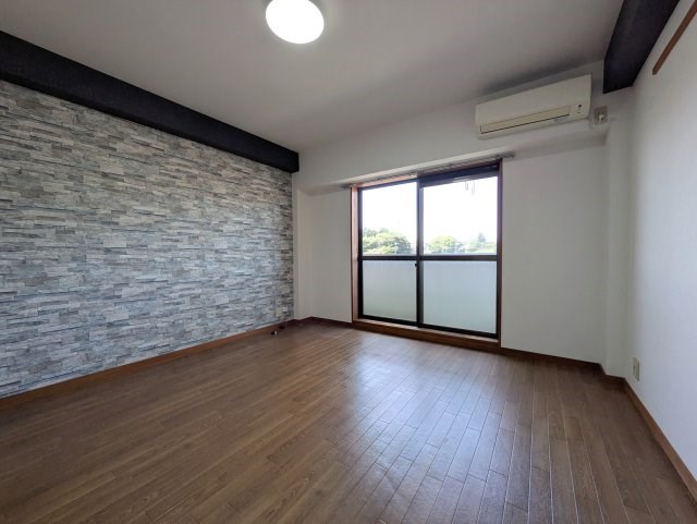 居室・リビング　※現況優先