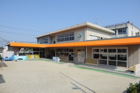 幼稚園・保育園　市立南高安幼稚園（幼稚園・保育園）まで526m