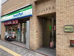 コンビニ　ファミリーマート 渋谷東二丁目店（コンビニ）まで229m