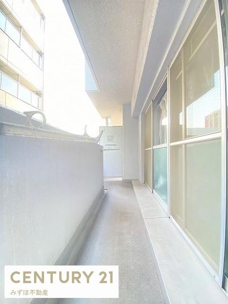 バルコニー　洗濯物干せます♪