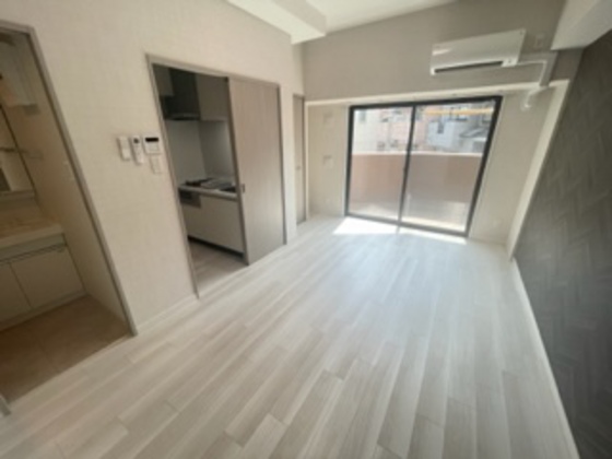 居室・リビング　※別部屋の写真です