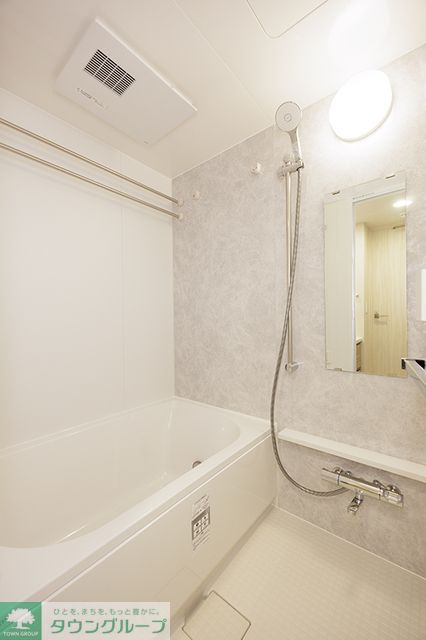 バス・シャワールーム　※写真は同タイプ住戸です。