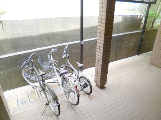 その他共有部分　★屋根付き自転車置き場★