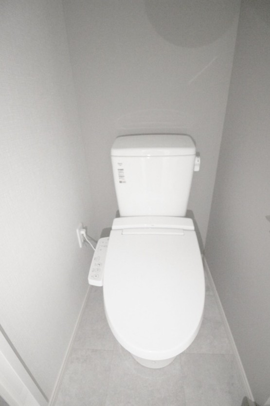 トイレ　シンプルなトイレ！