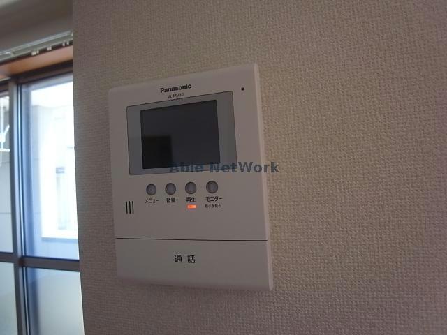 セキュリティ　モニター付きインターホン