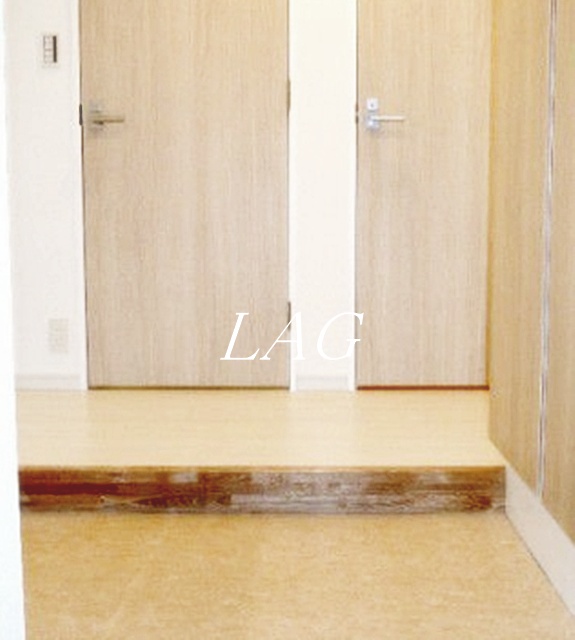 玄関　玄関です。