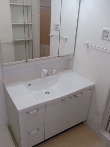 洗面設備　独立洗面台