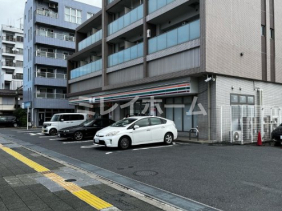 コンビニ　セブンイレブン 大田区東六郷2丁目店（コンビニ）まで265m