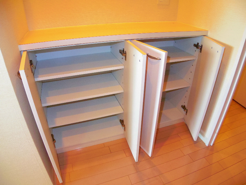 収納　たっぷりシューズボックス！