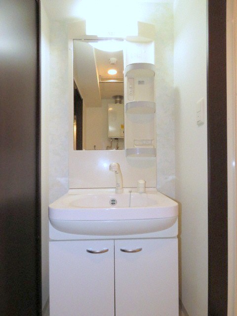 洗面設備　シャンプードレッサー付き♪