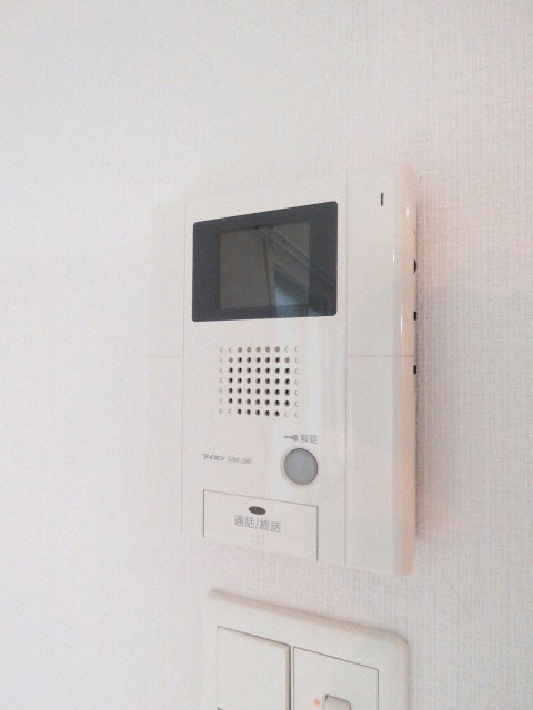 その他　モニター付きインターホンです♪
