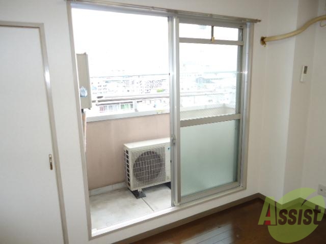 バルコニー　天気のいい日は気持ちが良いですよ