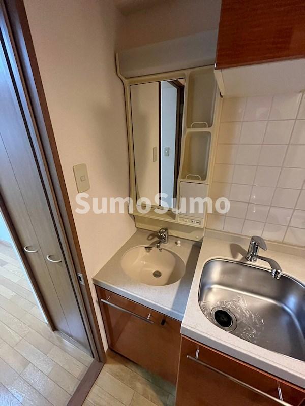 洗面設備　使いやすい洗面所です