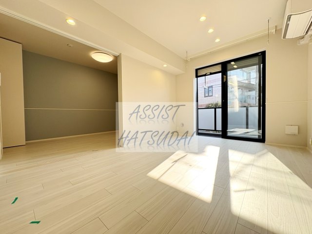 居室・リビング　LINEでのお問い合わせもお待ちしております♪