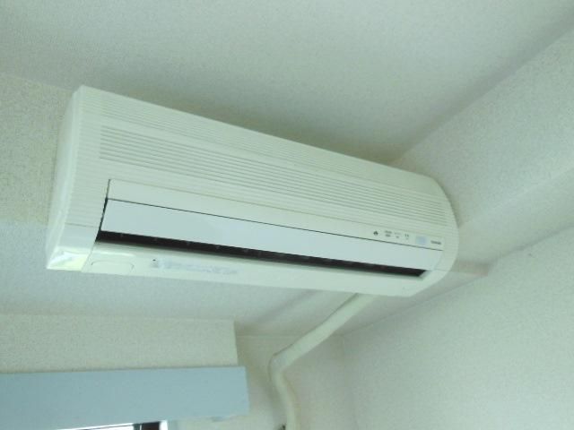 その他設備　☆暑いも寒いもこの１台で☆