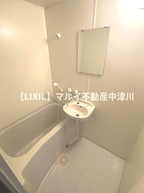 バス・シャワールーム　浴室　洗面