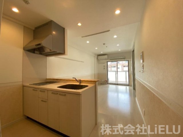 居室・リビング　同物件内別部屋のお写真になります