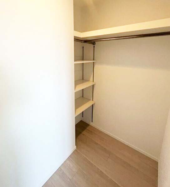 収納　★ウォークインクローゼットで収納力抜群★