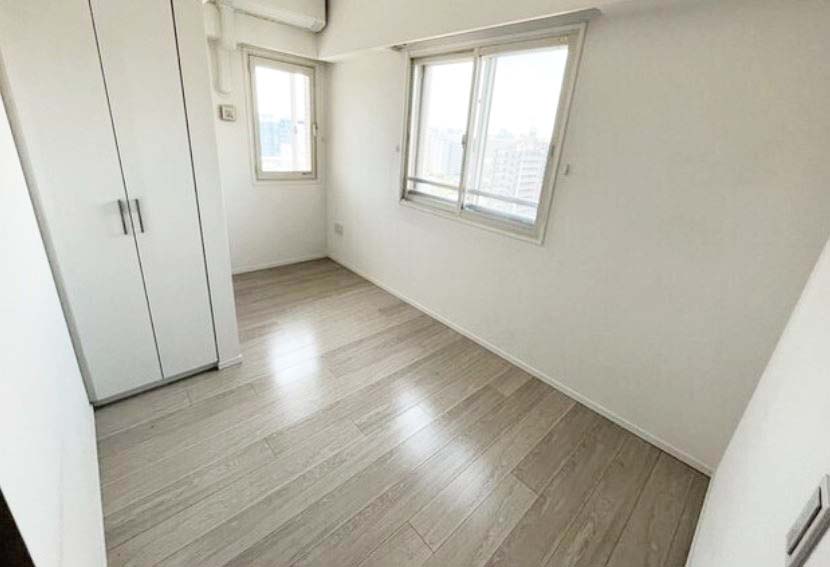 その他　★角部屋、二面採光、風通しも良好★