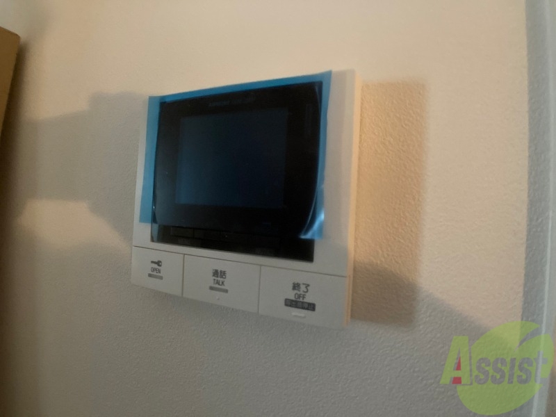 セキュリティ　ＴＶモニター付インターホンです。来客者の顔が見えるので安心！