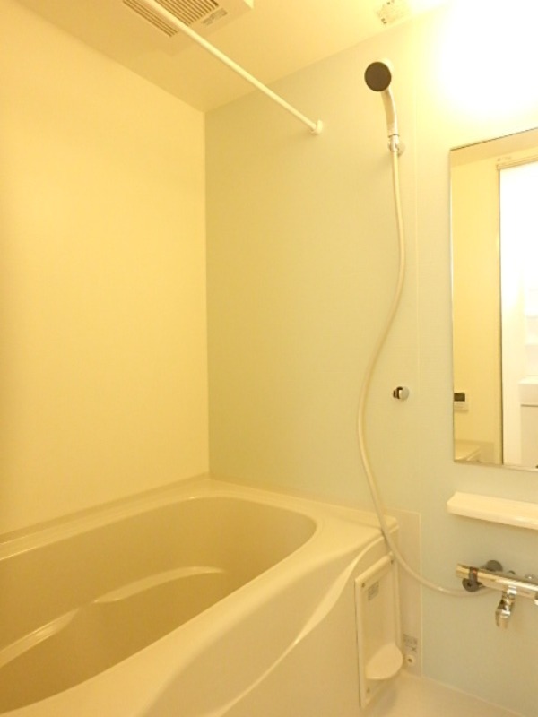 バス・シャワールーム　図面と現状に相違がある場合には現状を優先