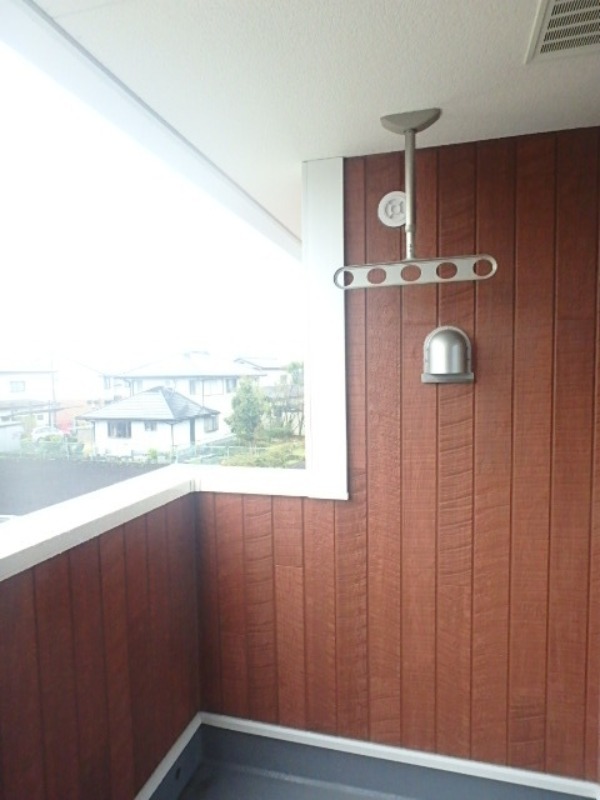 バルコニー　図面と現状に相違がある場合には現状を優先