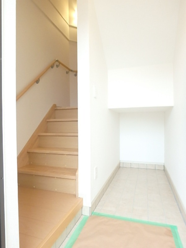 玄関　図面と現状に相違がある場合には現状を優先