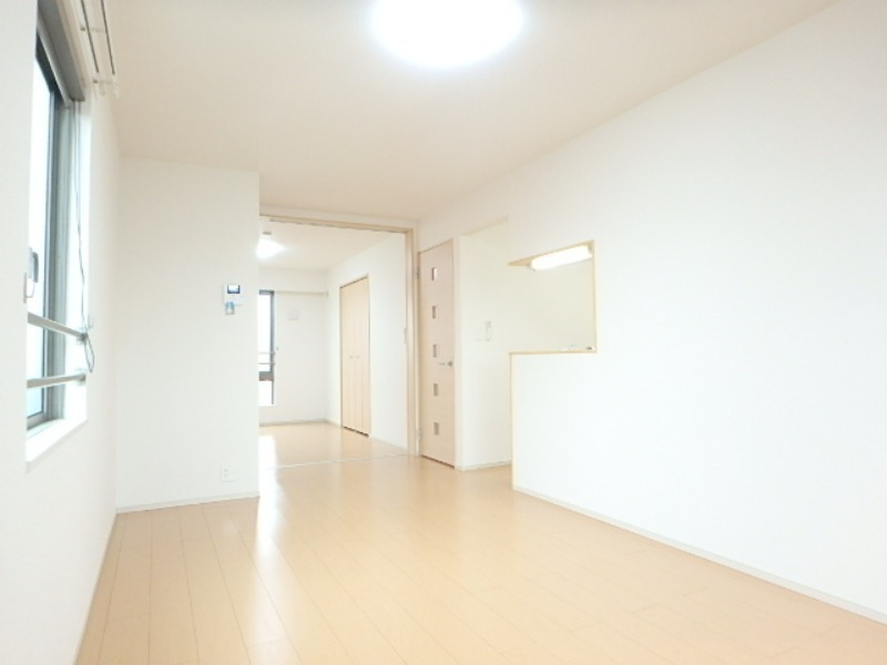 居室・リビング　図面と現状に相違がある場合には現状を優先