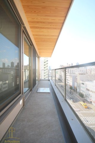 バルコニー　リブウッド大阪城