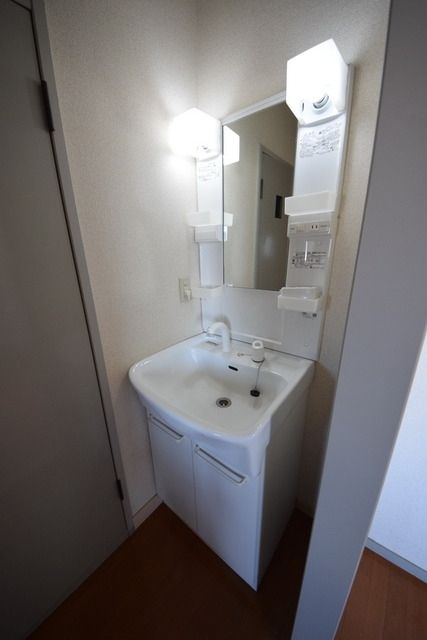 洗面設備　★お部屋探しは株式会社タウンハウジング東京まで★