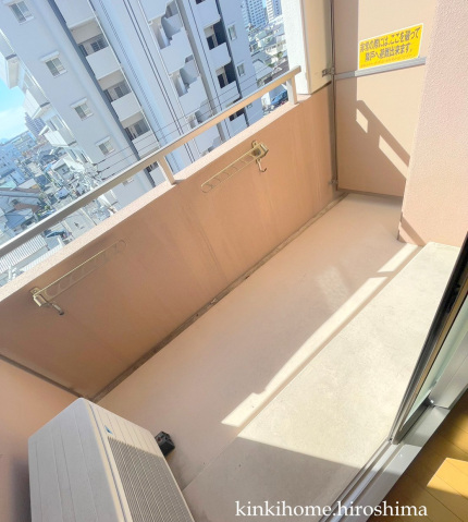 バルコニー　写真は別のお部屋です。現況を優先